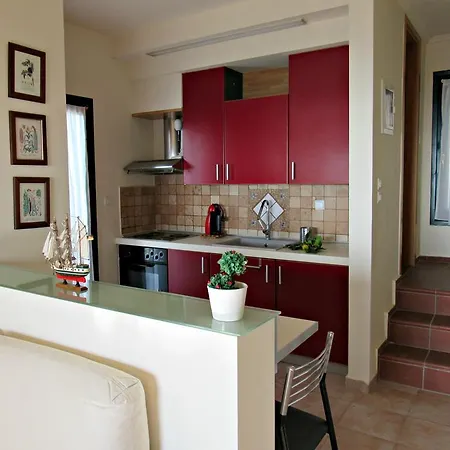 Hill House * Nikiti (Sithonia)