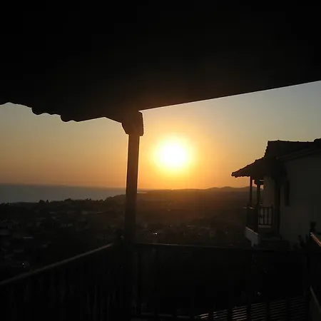 Hill House Nikiti (Sithonia)